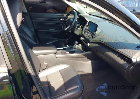 2021 Nissan Altima Sr Fwd z USA, uszkodzony, nr VIN 1N4BL4CVXMN306913